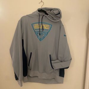 Athletic Nike Sweatshirt